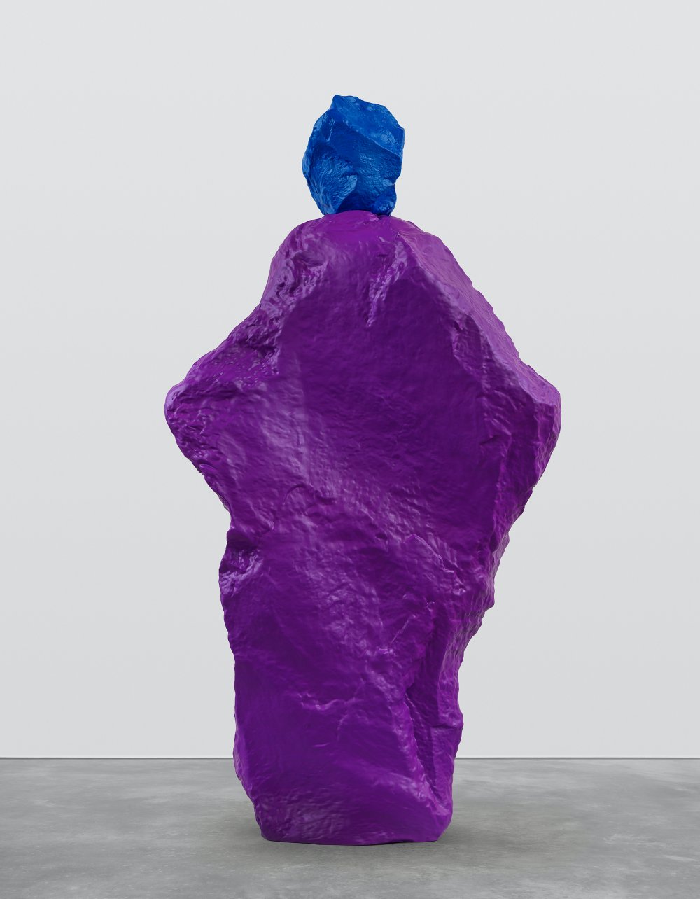 Ugo Rondinone, blue violet nun, 2020