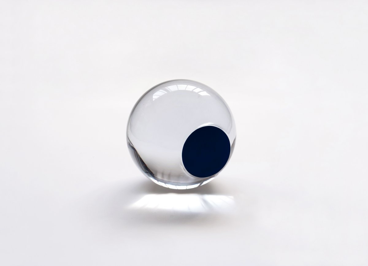 Tora Urup, Blue Necked Sphere, 2023