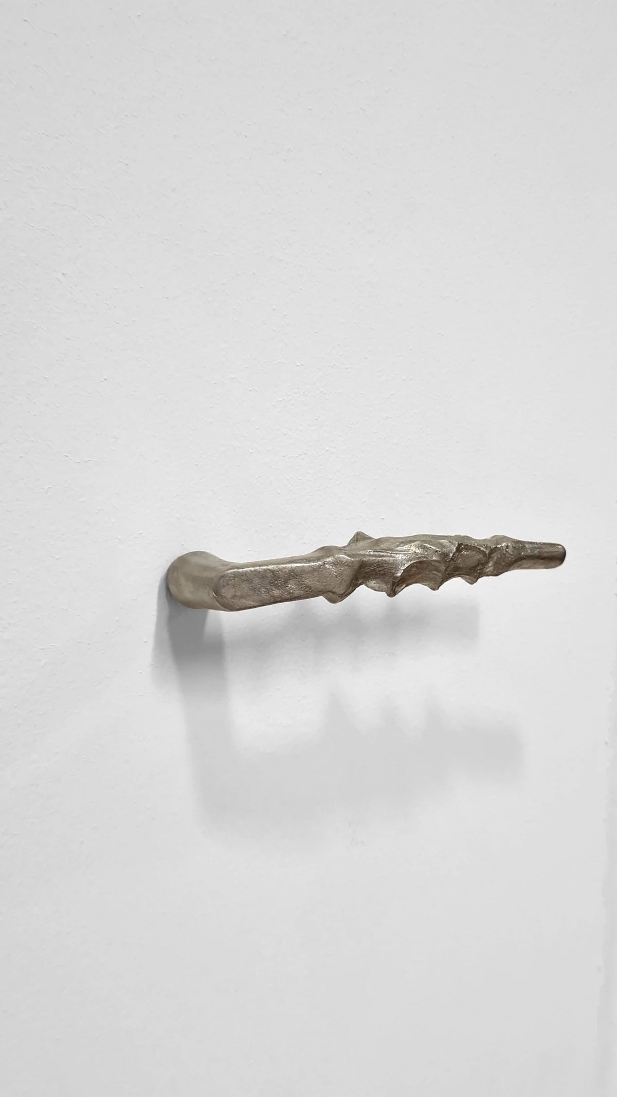 Monika Sosnowska, Handle, 2020