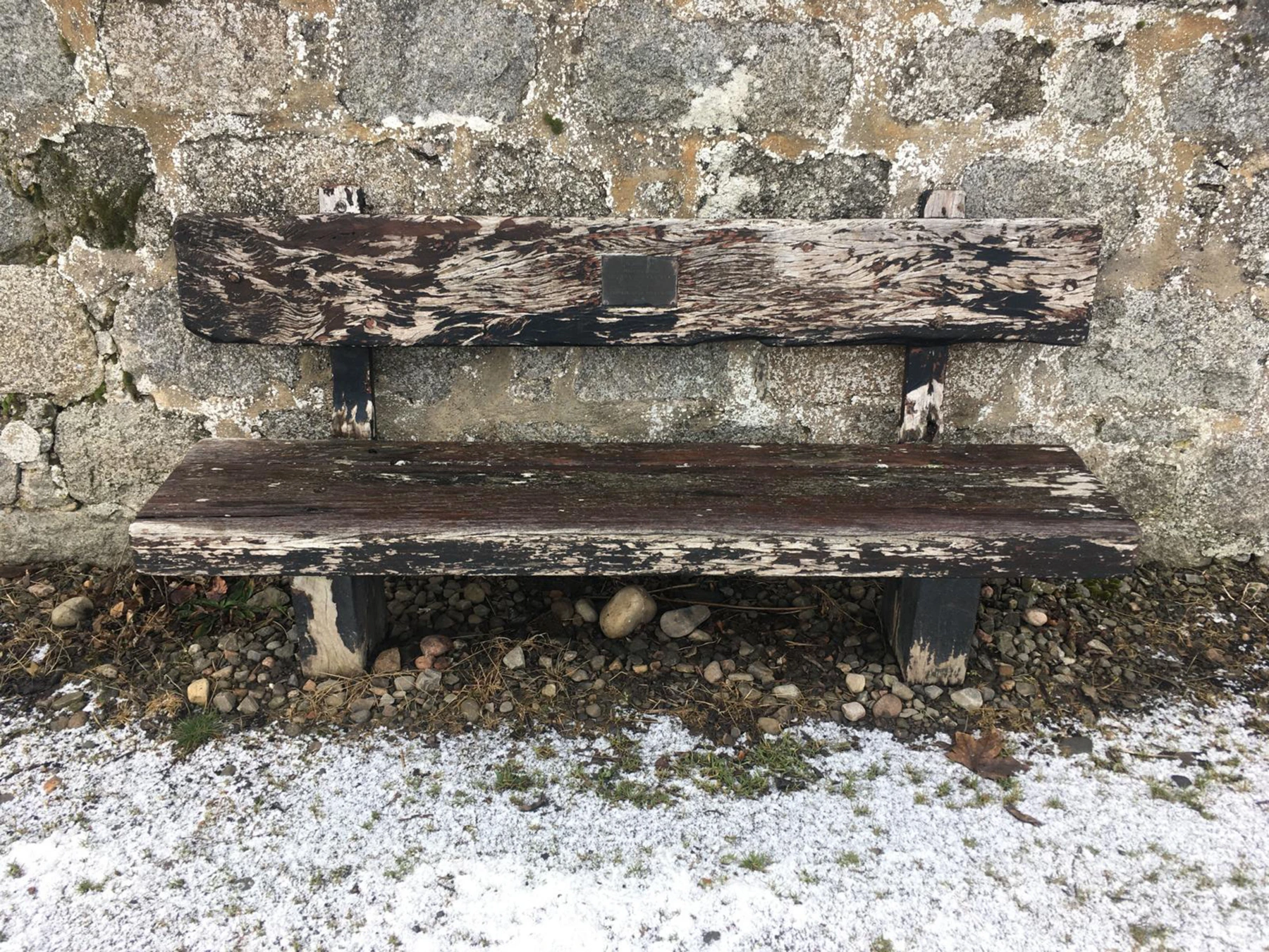 Image for Alice Wilson: hegemonic log(s) and two benches, at domobaal